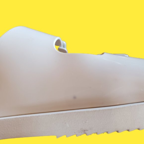 GUCCI Women's Sandal With Mini Double G In White Size: 7 - Picture 10 of 11